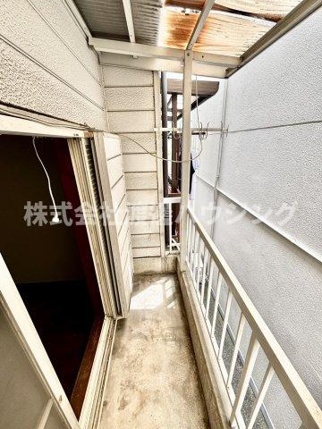 寝屋川市高柳一戸建のバルコニー