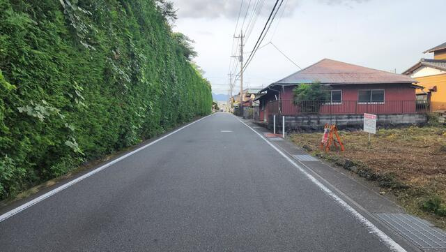 富士宮市小泉の売地|前面道路 