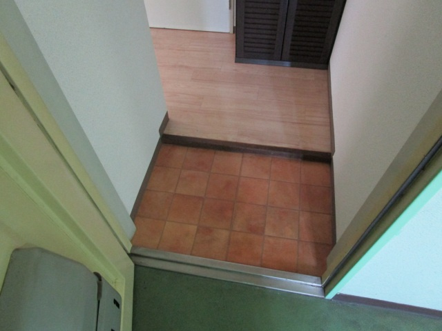 【玄関】 | プレアール野田屋町
