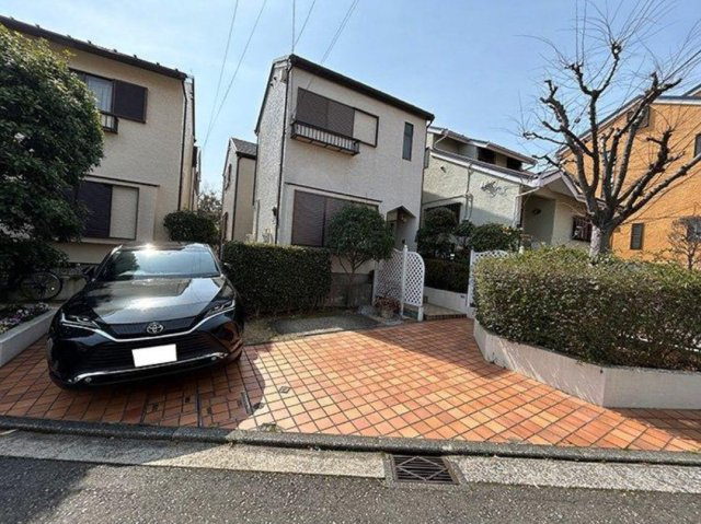 横浜市港南区日野9丁目　中古戸建【仲介手数料無料】