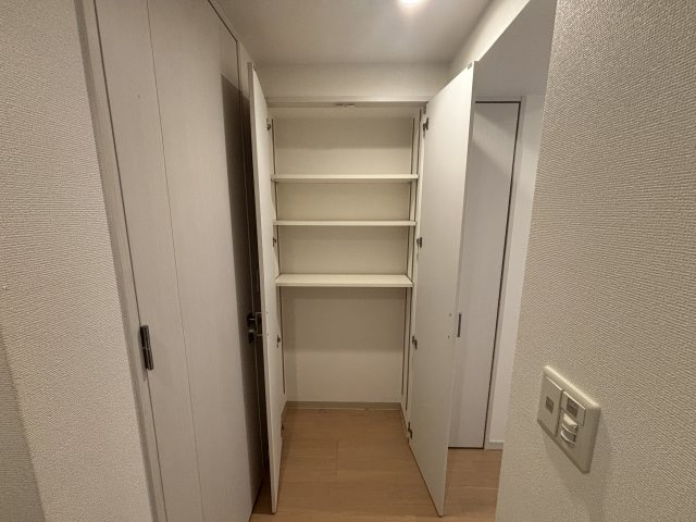 ディーグラフォート大阪N.Y.タワー肥後橋の収納