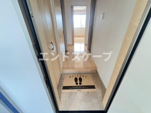 コリーヌの玄関|高崎、前橋のお部屋探しはエンドスケープまで！お客様の理想お聞かせ下さい♪