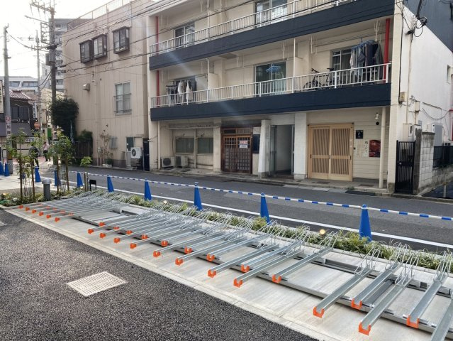 GENOVIA西川口Ⅲの駐車場|駐輪場
