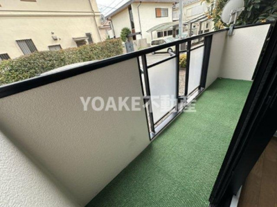 【バルコニー】 | カサヴィレッジD | 別部屋の写真となります。現況優先。