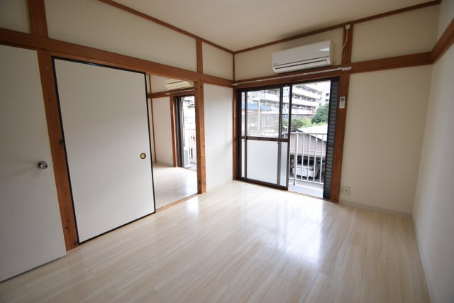 ハイツチェリーの居間・リビング|きれいなお部屋