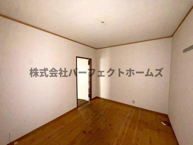 香里ヶ丘1丁目戸建　賃貸の洋室|コンパクトで使いやすい洋室です