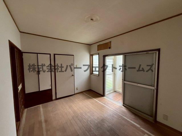 香里ヶ丘1丁目戸建　賃貸の洋室|きれいな洋室です