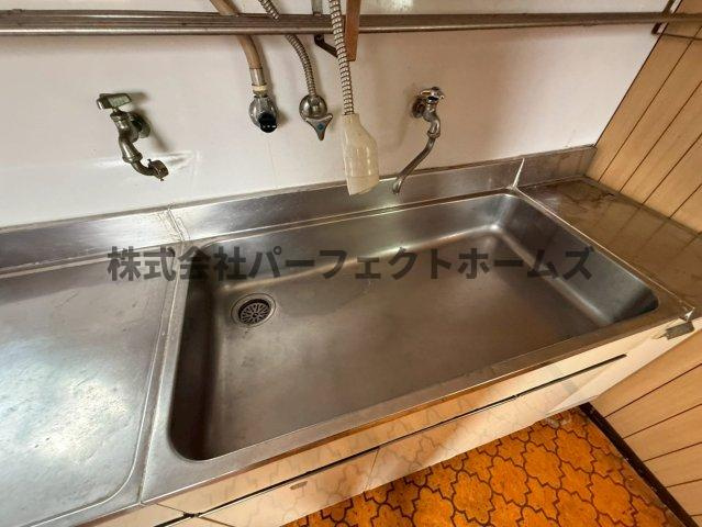 香里ヶ丘1丁目戸建　賃貸のキッチン|お料理しやすいキッチンです