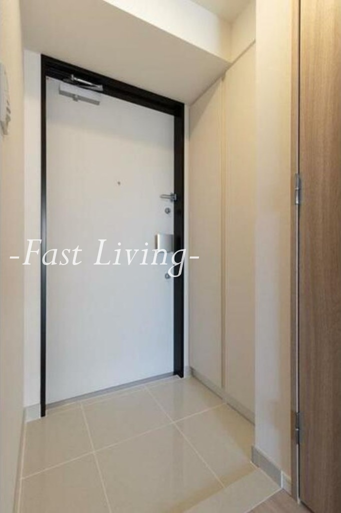 WASEDA APARTMENTの玄関