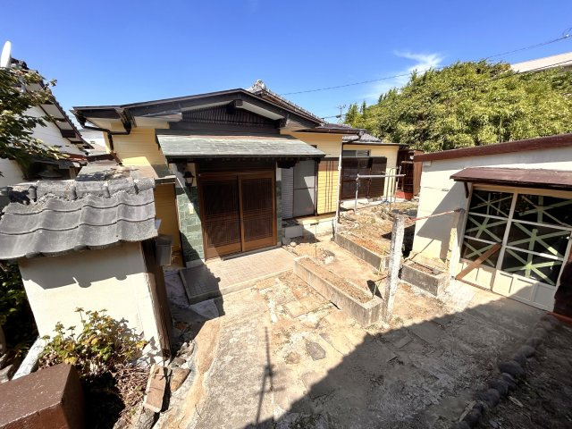 草木貸家の周辺
