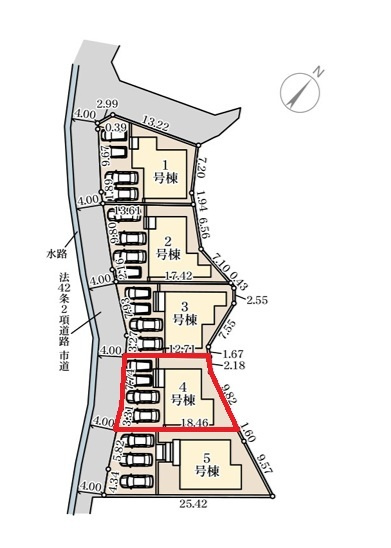 リーブルガーデン  日立市田尻町　6期　4の前面道路含む現地写真|4台並列駐車可能です。気になる他の物件と合わせての現地ご案内も可能です。HPから、またお電話でも、お気軽にお問い合わせください。

