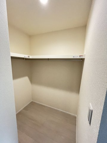 【収納】 | 那珂川市大字山田　2号棟（全2棟）【仲介手数料無料・0円】 | 現地写真。ウォークインクローゼットです。