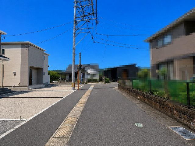 【その他】 | 那珂川市大字山田　2号棟（全2棟）【仲介手数料無料・0円】 | 現地写真。前面道路です。