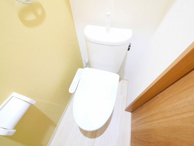 クレアール東岡町のトイレ