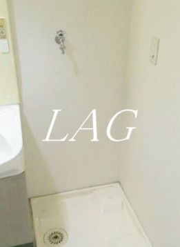 【設備】 | オークヒル領家 | 室内洗濯機置き場です。