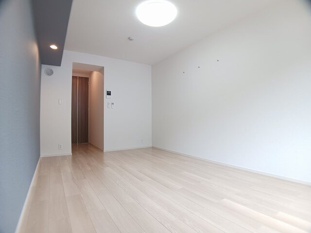 ヒカルサ京都山科大宅の内装