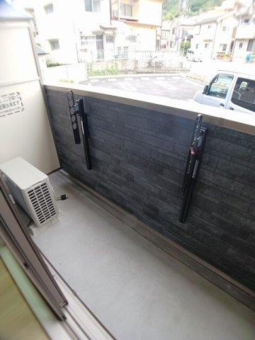 ヒカルサ京都山科大宅のバルコニー