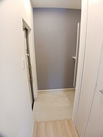 ヒカルサ京都山科大宅の玄関