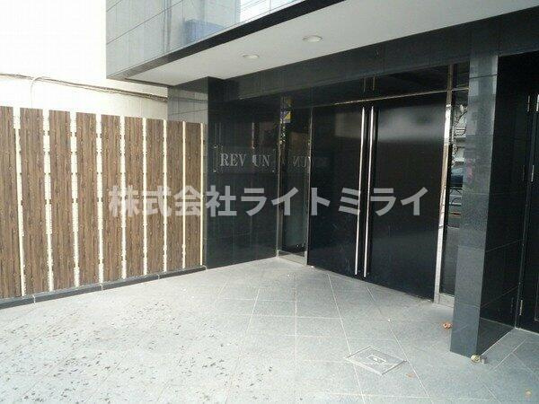 ＲＥＶ　ＵＮのエントランス| 