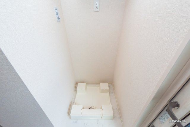 グレイスフル吉田の洗面所|室内洗濯機置き場