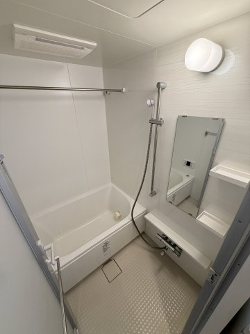Wave on Horie Towerの浴室|コンパクトで使いやすいトイレです