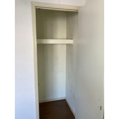 【収納】 | 中村メゾネット | クローゼット完備。