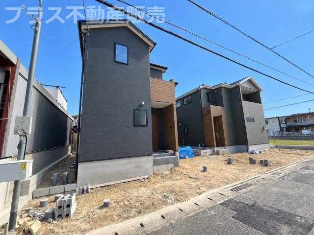 【外観】 | 福岡市城南区東油山1丁目2期　1号棟（全2棟）【仲介手数料無料・0円】 | 現地写真。プラス不動産販売なら、現場の全ての棟をまとめてご見学頂けます。