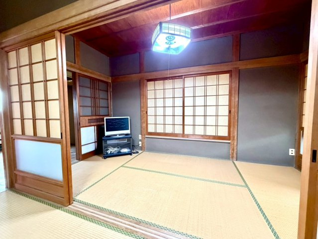 三豊市三野町　車庫兼作業場つきの和風住宅の和室