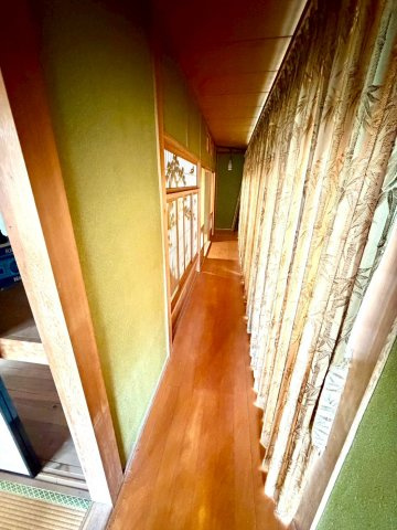 三豊市三野町　車庫兼作業場つきの和風住宅の内装