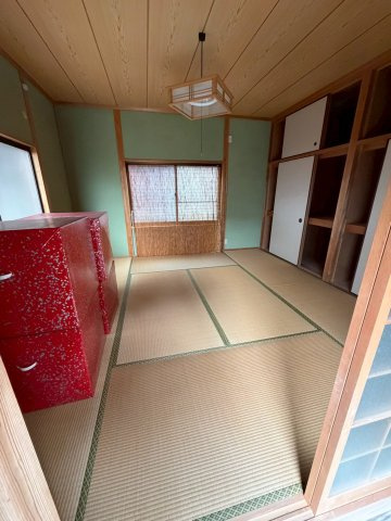 三豊市三野町　車庫兼作業場つきの和風住宅の和室|離れのお部屋です