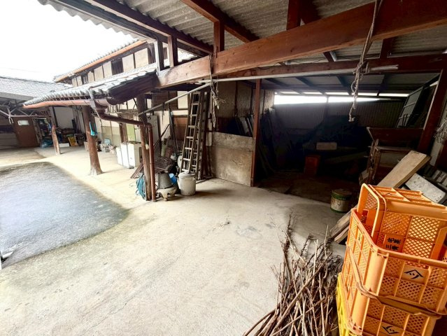 三豊市三野町　車庫兼作業場つきの和風住宅の設備