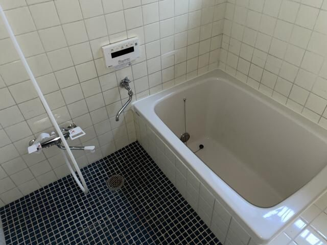 西船７丁目戸建の浴室