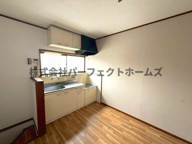 甲斐田東町戸建　賃貸のキッチン|きれいなキッチンです