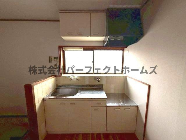 甲斐田東町戸建　賃貸のキッチン|キッチンでお料理をお楽しみください