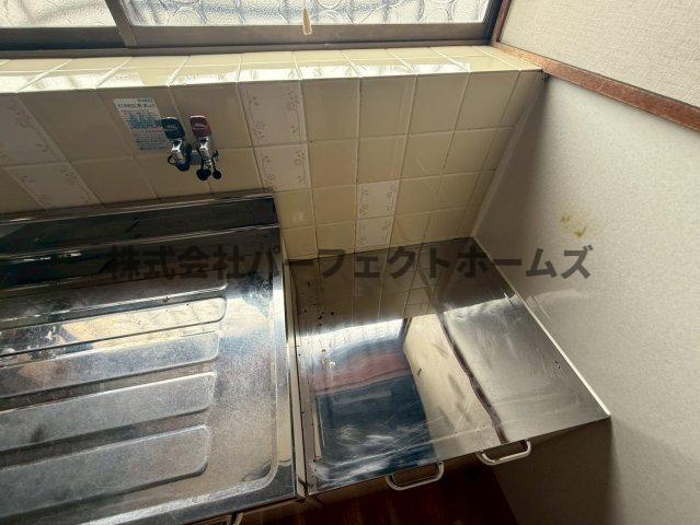 甲斐田東町戸建　賃貸のキッチン|コンパクトなキッチンで掃除もラクラク
