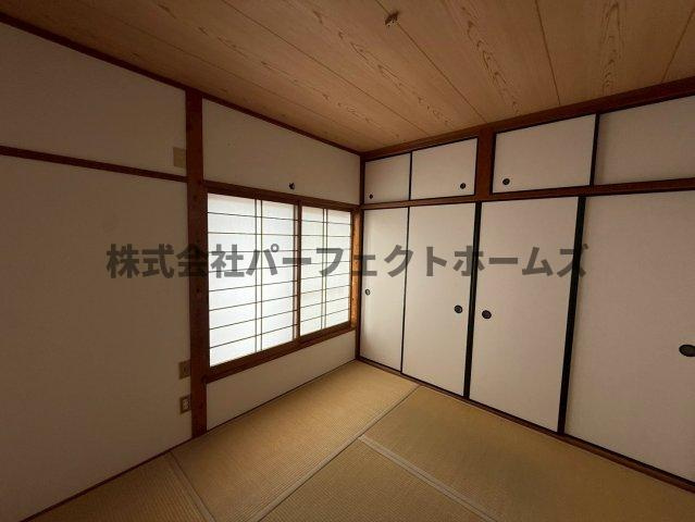 甲斐田東町戸建　賃貸の和室|和室がひろがる居住スペース