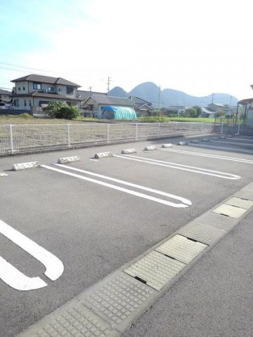 フルール・ド・リスＡの駐車場|駐車場があります
