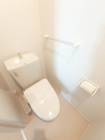 キャッスル　Ａのトイレ|清潔感のあるトイレです