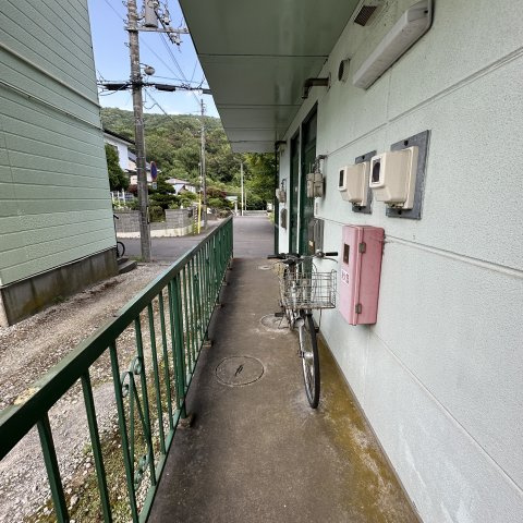 ハイツカレッヂＢのロビー|建物の内部です
