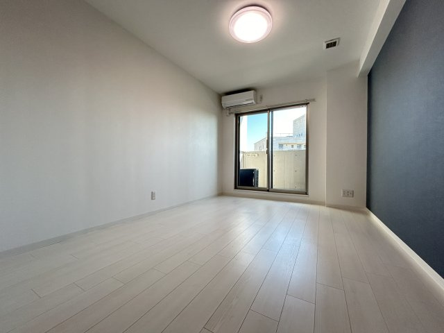【寝室】フレッド
