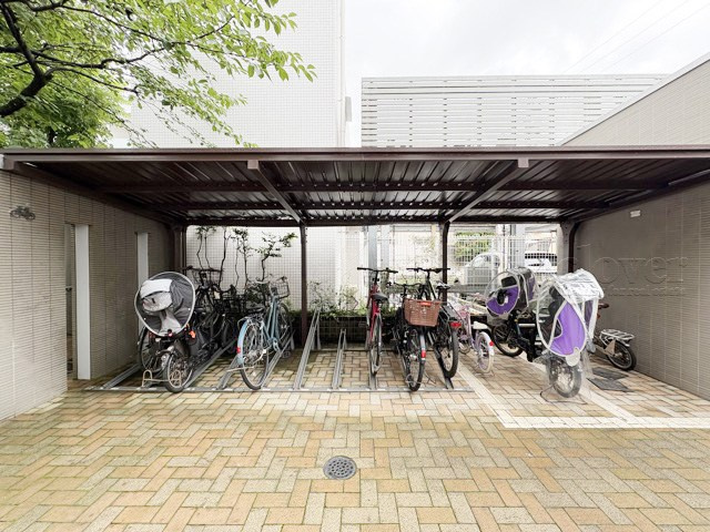 【駐輪場】 | LAYERS　HOUSE　杉並善福寺川公園 | 駐輪場