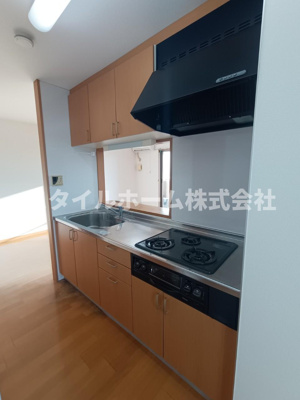 【キッチン】 | ランドマーク豊川 | 同建物内別部屋の写真です。