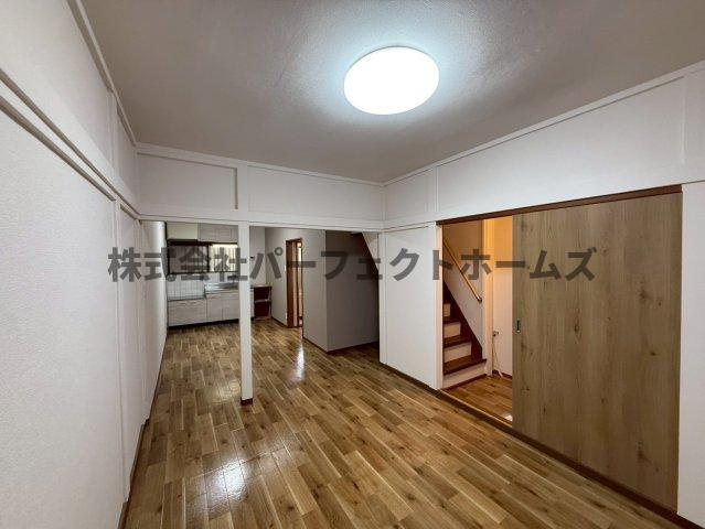 尊延寺6丁目戸建　賃貸の内装|内装は落ち着いています