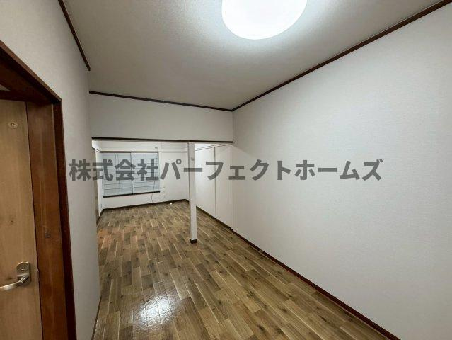 尊延寺6丁目戸建　賃貸の居間・リビング|おしゃれな居間です