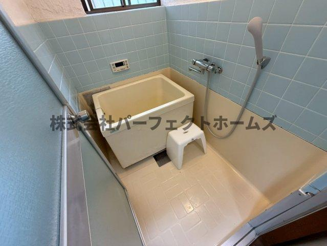 尊延寺6丁目戸建　賃貸の浴室|お風呂です