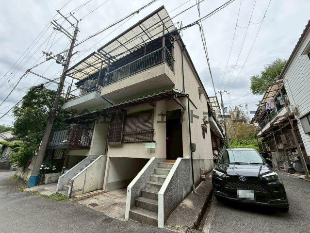 尊延寺6丁目戸建　賃貸のエントランス|毎日通るエントランスはこのようになっています