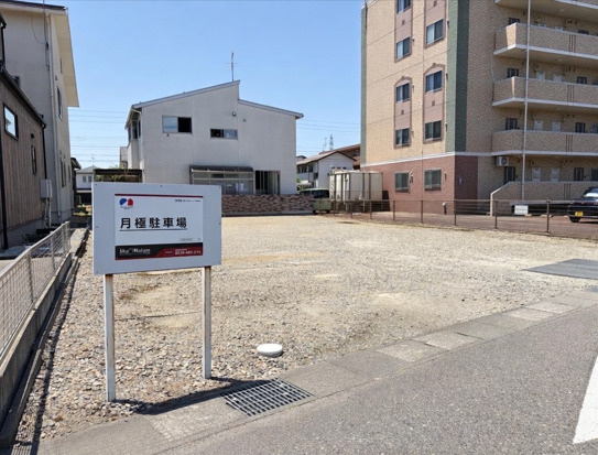 月極駐車場ラフィーネ