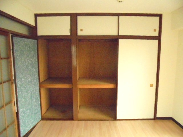 第一福島マンションの収納