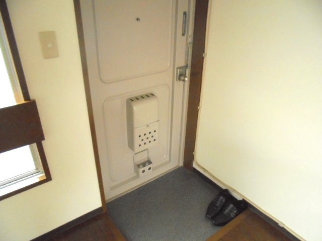 第一福島マンションの玄関