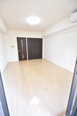 大阪市都島区東野田町２丁目の賃貸マンションの寝室